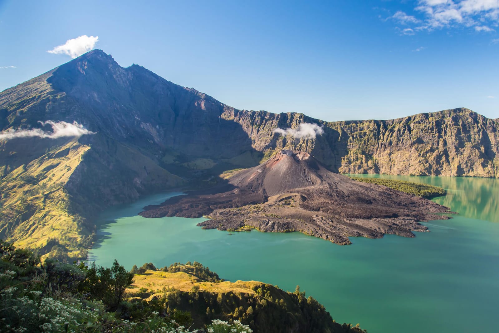 Rinjani Trekking 4D3N